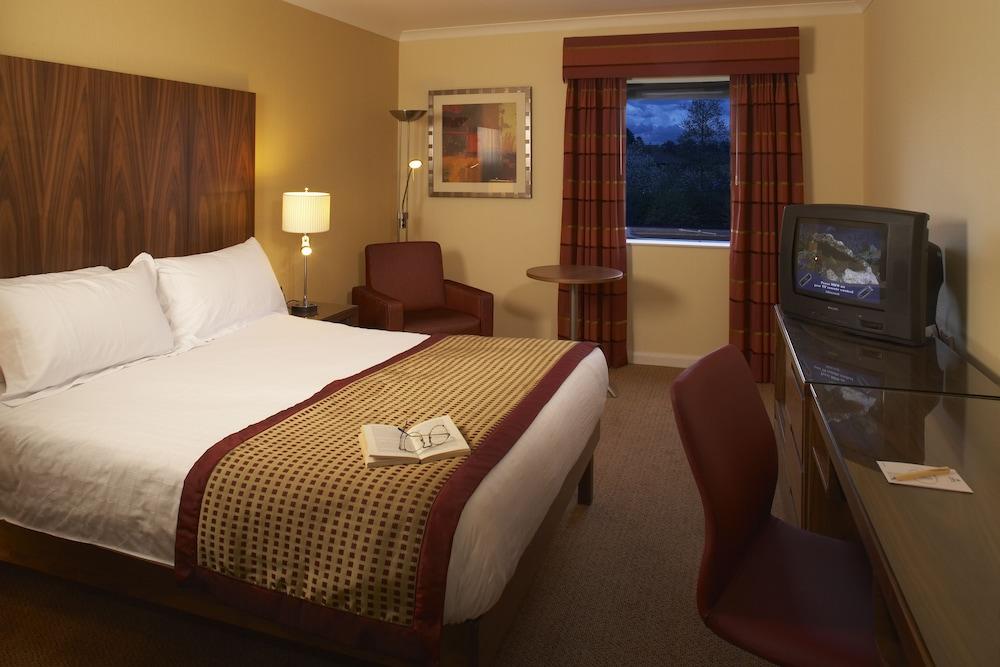 Delta Hotels by Marriott Milton Keynes Rum bild